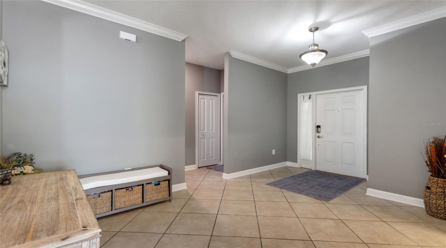 DAVENPORT, Florida 33896, 4 Bedrooms Bedrooms, ,2 BathroomsBathrooms,Residential,For Sale,CLUBMAN DR,0,MFRS5138919