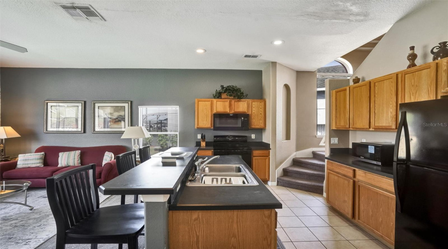 DAVENPORT, Florida 33837, 5 Bedrooms Bedrooms, ,3 BathroomsBathrooms,Residential,For Sale,VIZCAY,0,MFRS5138958