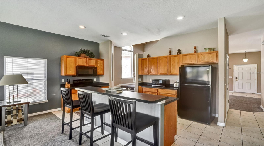 DAVENPORT, Florida 33837, 5 Bedrooms Bedrooms, ,3 BathroomsBathrooms,Residential,For Sale,VIZCAY,0,MFRS5138958