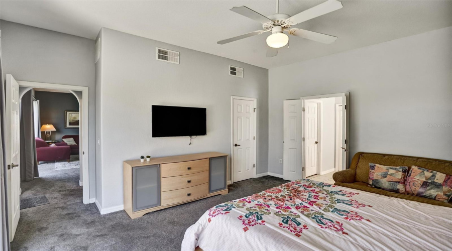 DAVENPORT, Florida 33837, 5 Bedrooms Bedrooms, ,3 BathroomsBathrooms,Residential,For Sale,VIZCAY,0,MFRS5138958