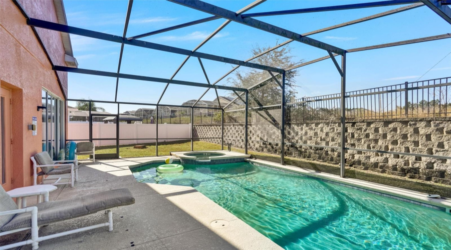 DAVENPORT, Florida 33837, 5 Bedrooms Bedrooms, ,3 BathroomsBathrooms,Residential,For Sale,VIZCAY,0,MFRS5138958