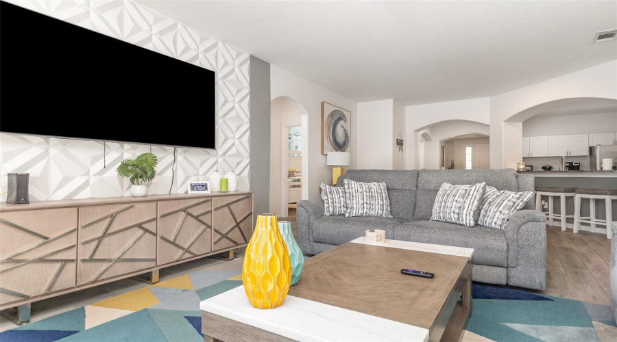 DAVENPORT, Florida 33837, 4 Bedrooms Bedrooms, ,2 BathroomsBathrooms,Residential,For Sale,KNOLLWOOD,0,MFRTB8450028