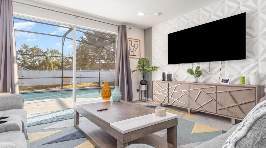 DAVENPORT, Florida 33837, 4 Bedrooms Bedrooms, ,2 BathroomsBathrooms,Residential,For Sale,KNOLLWOOD,0,MFRTB8450028