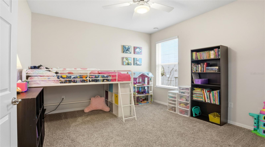 DAVENPORT, Florida 33837, 3 Bedrooms Bedrooms, ,2 BathroomsBathrooms,Residential,For Sale,LEXINGTON,0,MFRG5104803