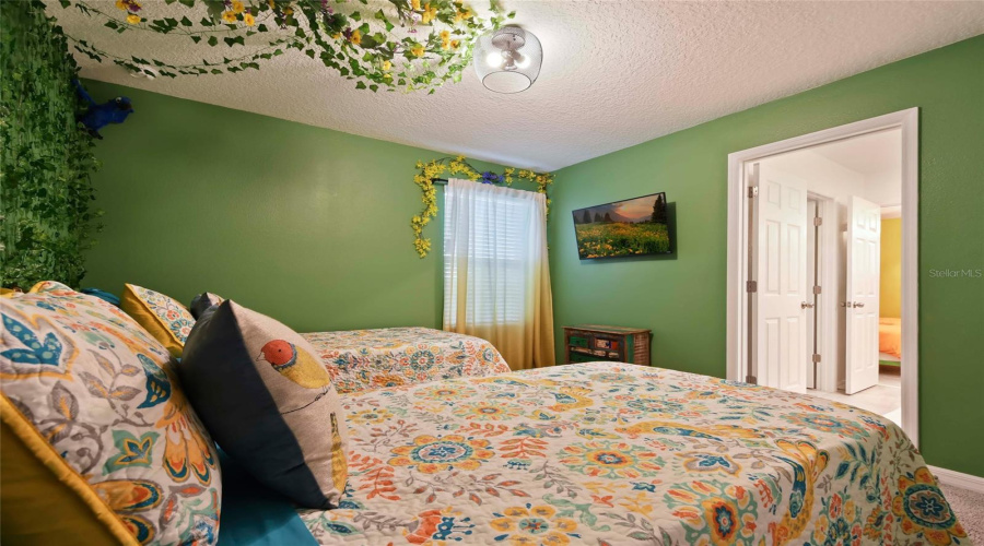 KISSIMMEE, Florida 34747, 7 Bedrooms Bedrooms, ,6 BathroomsBathrooms,Residential,For Sale,AMELIA DOWNS,0,MFRTB8450000