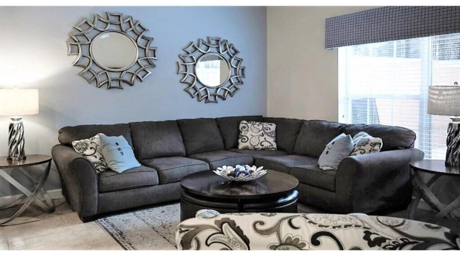 KISSIMMEE, Florida 34747, 4 Bedrooms Bedrooms, ,3 BathroomsBathrooms,Residential,For Sale,BANANA PALM,0,MFRO6360757