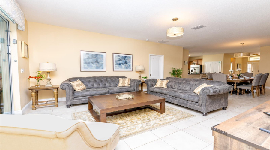 KISSIMMEE, Florida 34747, 5 Bedrooms Bedrooms, ,5 BathroomsBathrooms,Residential,For Sale,ROCCELLA,0,MFRO6360906