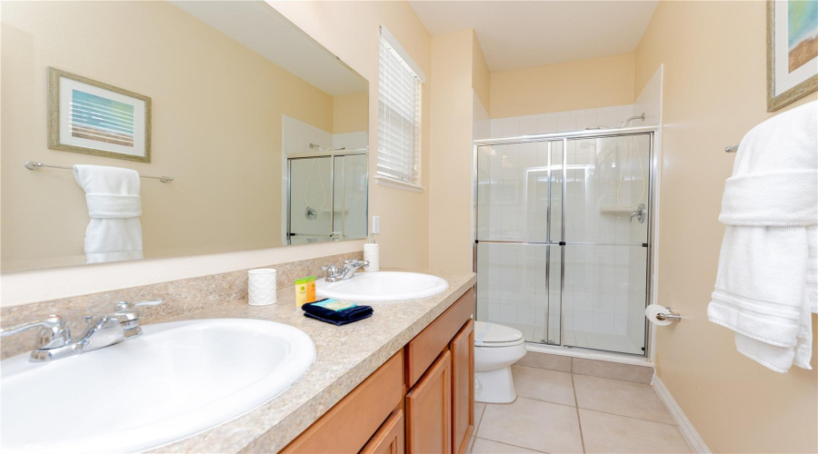 KISSIMMEE, Florida 34747, 5 Bedrooms Bedrooms, ,5 BathroomsBathrooms,Residential,For Sale,ROCCELLA,0,MFRO6360906