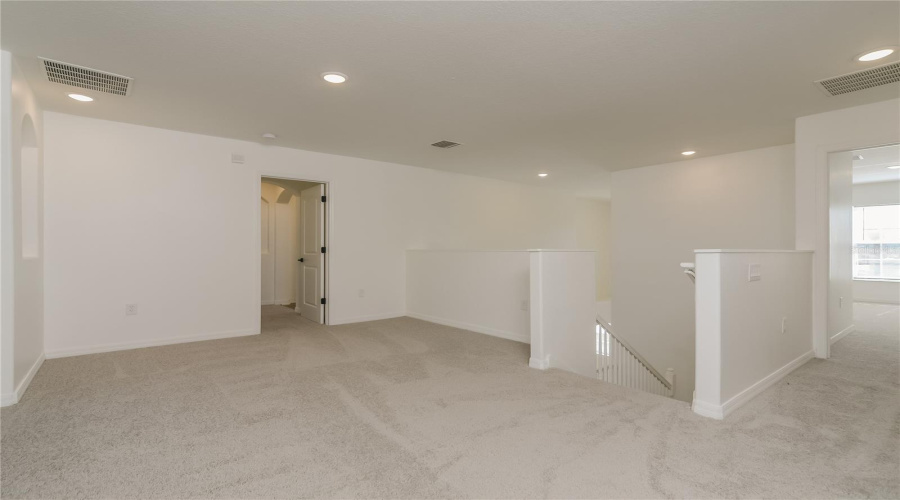 DAVENPORT, Florida 33837, 5 Bedrooms Bedrooms, ,3 BathroomsBathrooms,Residential,For Sale,FAIRHAVEN,0,MFRTB8449108