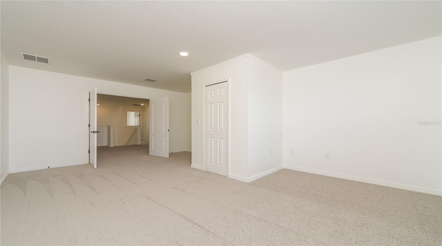 DAVENPORT, Florida 33837, 5 Bedrooms Bedrooms, ,3 BathroomsBathrooms,Residential,For Sale,FAIRHAVEN,0,MFRTB8449108