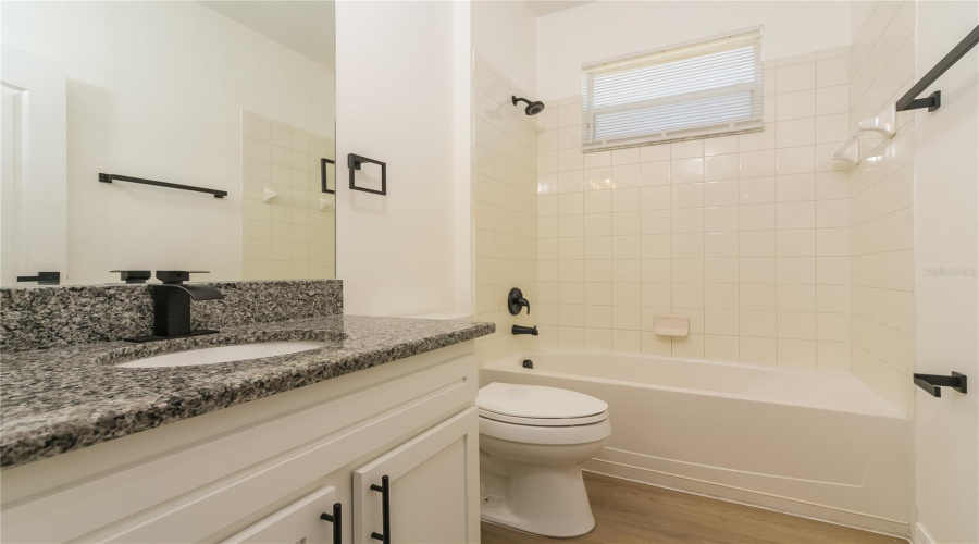 DAVENPORT, Florida 33837, 5 Bedrooms Bedrooms, ,3 BathroomsBathrooms,Residential,For Sale,FAIRHAVEN,0,MFRTB8449108