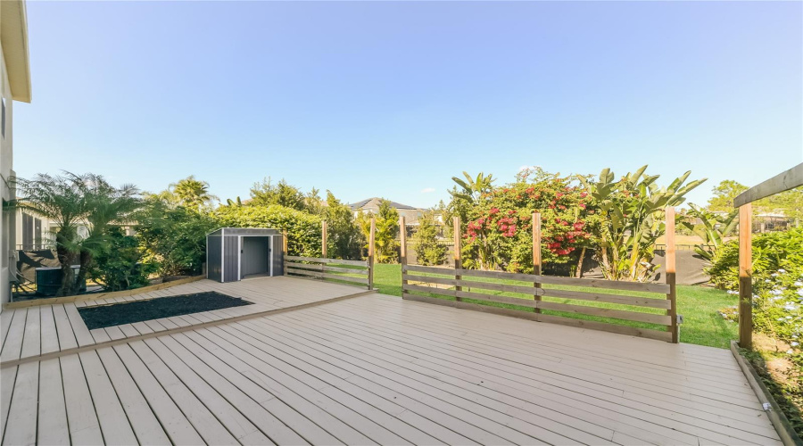 DAVENPORT, Florida 33837, 5 Bedrooms Bedrooms, ,3 BathroomsBathrooms,Residential,For Sale,FAIRHAVEN,0,MFRTB8449108