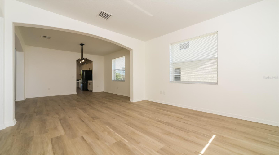 DAVENPORT, Florida 33837, 5 Bedrooms Bedrooms, ,3 BathroomsBathrooms,Residential,For Sale,FAIRHAVEN,0,MFRTB8449108