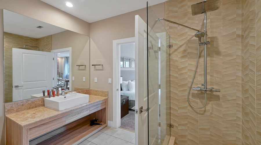 KISSIMMEE, Florida 34747, 4 Bedrooms Bedrooms, ,4 BathroomsBathrooms,Residential,For Sale,ROCKEFELLER,0,MFRO6137419