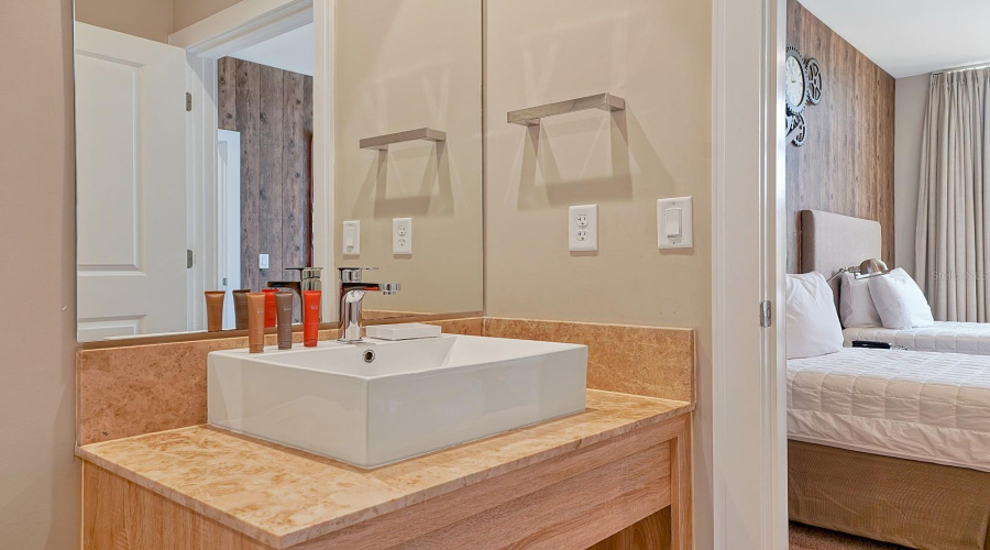 KISSIMMEE, Florida 34747, 4 Bedrooms Bedrooms, ,4 BathroomsBathrooms,Residential,For Sale,ROCKEFELLER,0,MFRO6137419