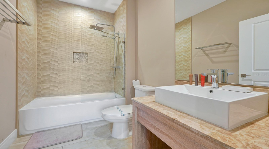 KISSIMMEE, Florida 34747, 4 Bedrooms Bedrooms, ,4 BathroomsBathrooms,Residential,For Sale,ROCKEFELLER,0,MFRO6137419