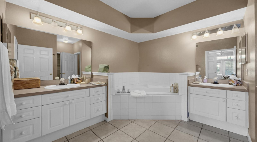 CELEBRATION, Florida 34747, 4 Bedrooms Bedrooms, ,3 BathroomsBathrooms,Residential,For Sale,GRAND MAGNOLIA,0,MFRS5131552