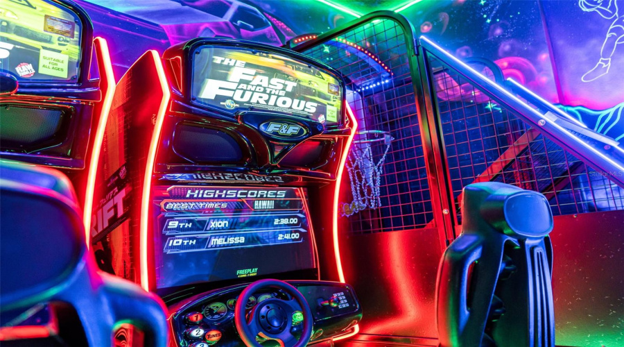 REUNION, Florida 34747, 5 Bedrooms Bedrooms, ,4 BathroomsBathrooms,Residential,For Sale,CASTLE PINES,0,MFRO6362226