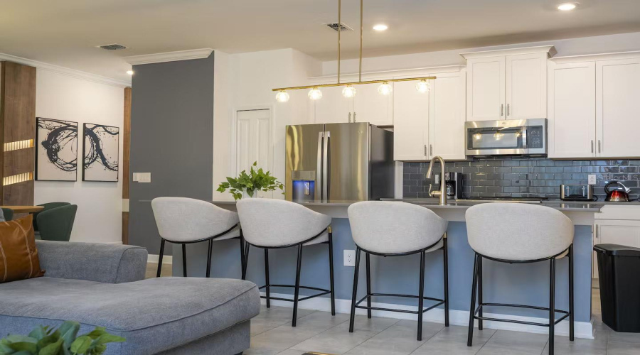 DAVENPORT, Florida 33896, 4 Bedrooms Bedrooms, ,3 BathroomsBathrooms,Residential,For Sale,KINGSBARN,0,MFRO6362612