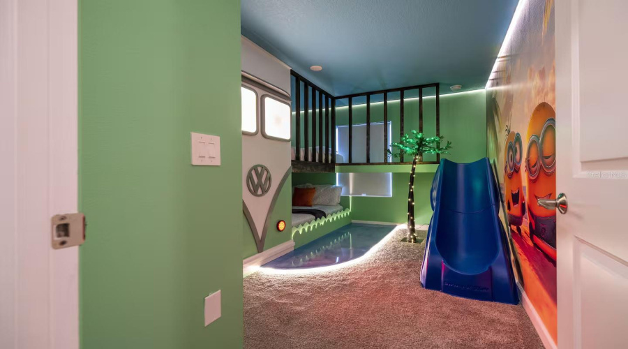 DAVENPORT, Florida 33896, 4 Bedrooms Bedrooms, ,3 BathroomsBathrooms,Residential,For Sale,KINGSBARN,0,MFRO6362612