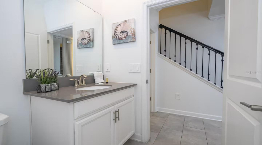 DAVENPORT, Florida 33896, 4 Bedrooms Bedrooms, ,3 BathroomsBathrooms,Residential,For Sale,KINGSBARN,0,MFRO6362612