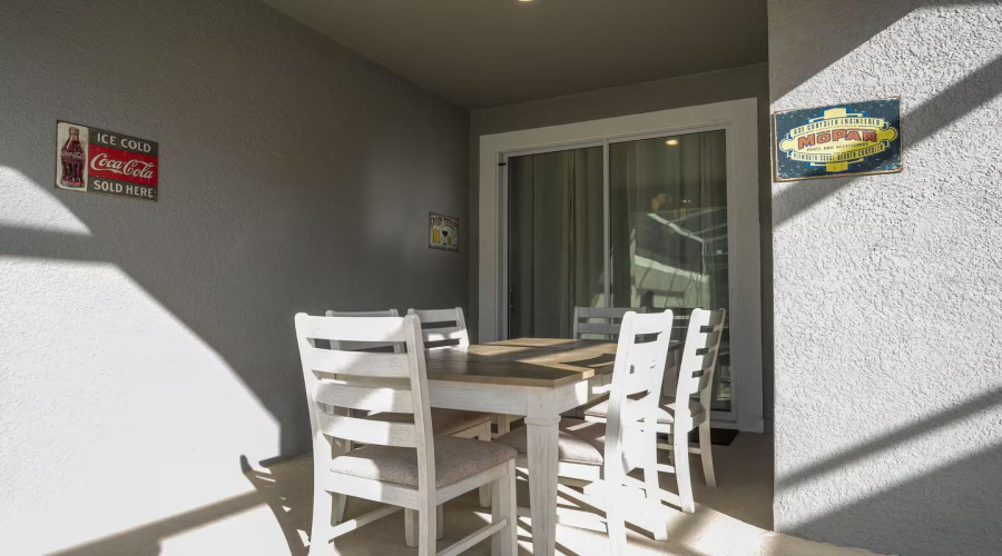 DAVENPORT, Florida 33896, 4 Bedrooms Bedrooms, ,3 BathroomsBathrooms,Residential,For Sale,KINGSBARN,0,MFRO6362612