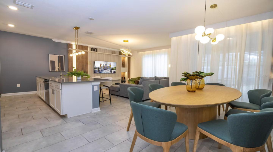 DAVENPORT, Florida 33896, 4 Bedrooms Bedrooms, ,3 BathroomsBathrooms,Residential,For Sale,KINGSBARN,0,MFRO6362612