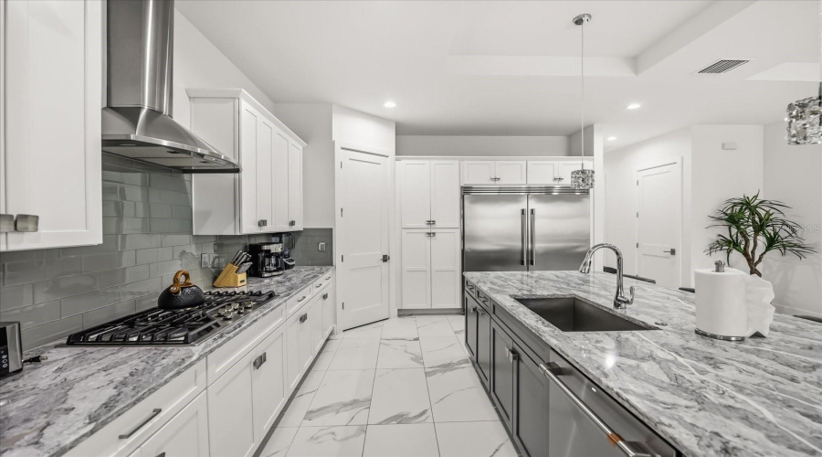 REUNION, Florida 34747, 6 Bedrooms Bedrooms, ,6 BathroomsBathrooms,Residential,For Sale,EXCITEMENT,0,MFRO6362503