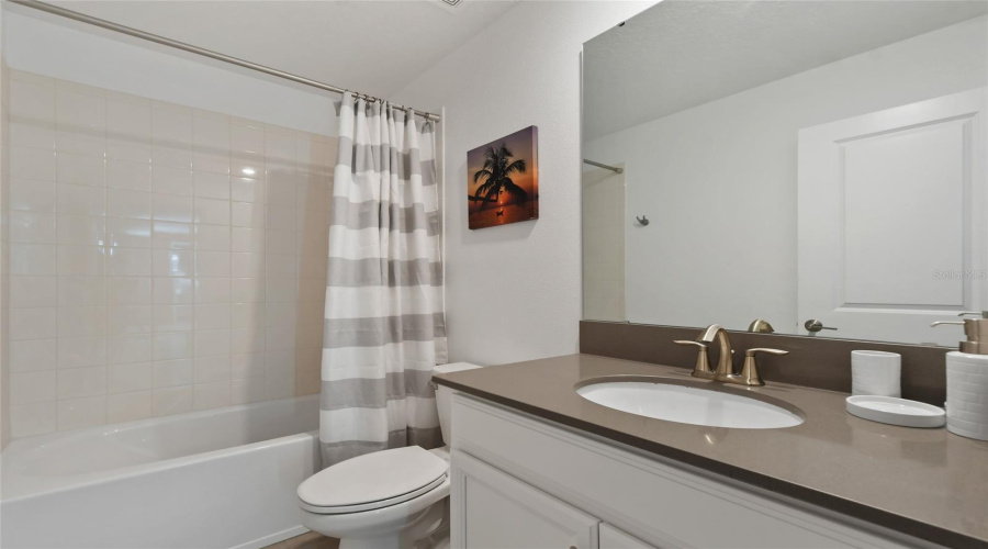 KISSIMMEE, Florida 34746, 8 Bedrooms Bedrooms, ,5 BathroomsBathrooms,Residential,For Sale,OXYMORON,0,MFRO6361612