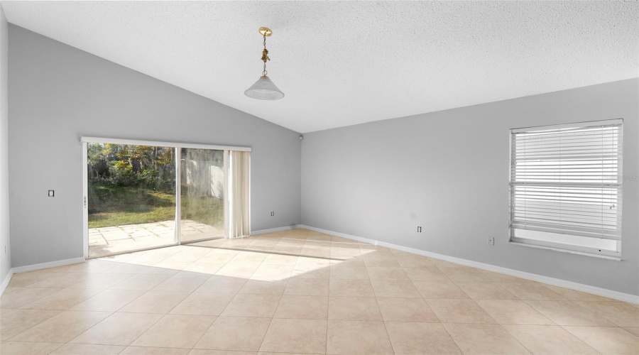 DAVENPORT, Florida 33896, 4 Bedrooms Bedrooms, ,2 BathroomsBathrooms,Residential,For Sale,SADDLE RIDGE,0,MFRO6356100