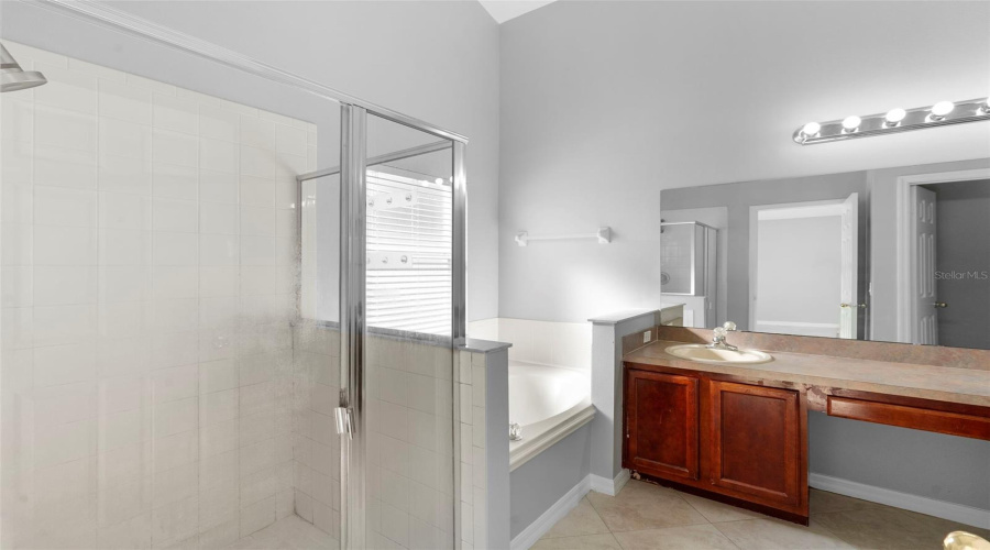 DAVENPORT, Florida 33896, 4 Bedrooms Bedrooms, ,2 BathroomsBathrooms,Residential,For Sale,SADDLE RIDGE,0,MFRO6356100