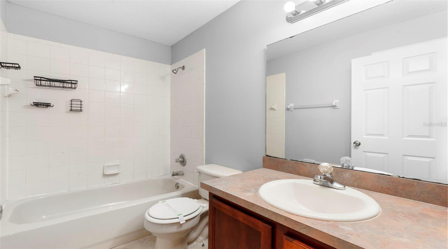 DAVENPORT, Florida 33896, 4 Bedrooms Bedrooms, ,2 BathroomsBathrooms,Residential,For Sale,SADDLE RIDGE,0,MFRO6356100