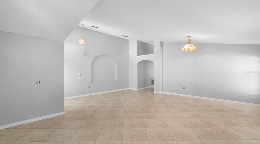 DAVENPORT, Florida 33896, 4 Bedrooms Bedrooms, ,2 BathroomsBathrooms,Residential,For Sale,SADDLE RIDGE,0,MFRO6356100