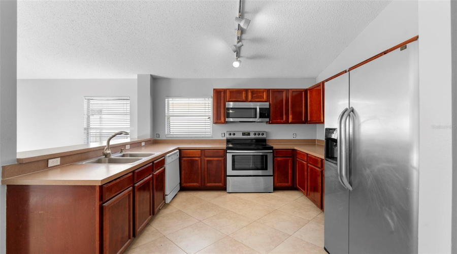 DAVENPORT, Florida 33896, 4 Bedrooms Bedrooms, ,2 BathroomsBathrooms,Residential,For Sale,SADDLE RIDGE,0,MFRO6356100