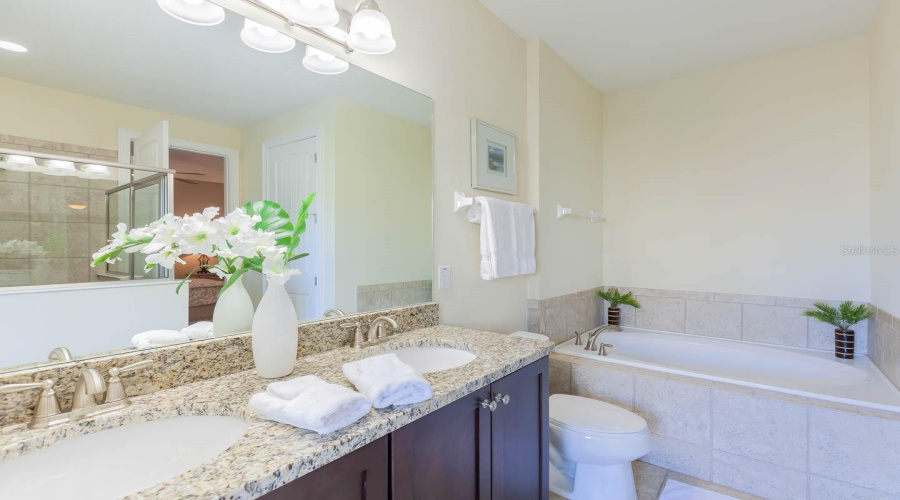 KISSIMMEE, Florida 34747, 8 Bedrooms Bedrooms, ,8 BathroomsBathrooms,Residential,For Sale,BROOKHURST,0,MFRO6361720