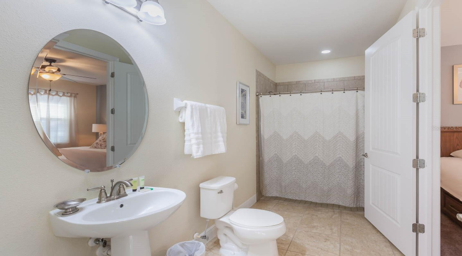 KISSIMMEE, Florida 34747, 8 Bedrooms Bedrooms, ,8 BathroomsBathrooms,Residential,For Sale,BROOKHURST,0,MFRO6361720