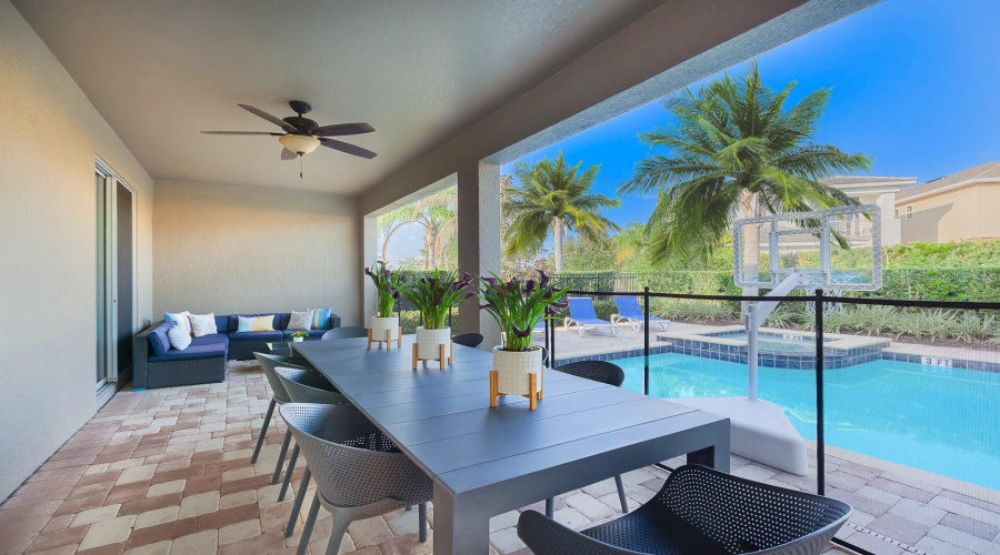 KISSIMMEE, Florida 34747, 8 Bedrooms Bedrooms, ,8 BathroomsBathrooms,Residential,For Sale,BROOKHURST,0,MFRO6361720