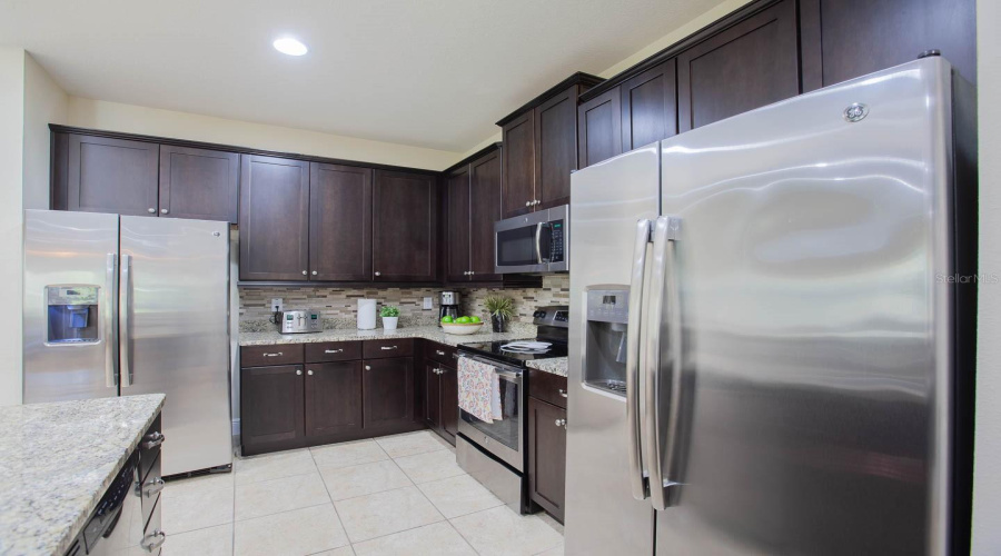 KISSIMMEE, Florida 34747, 8 Bedrooms Bedrooms, ,8 BathroomsBathrooms,Residential,For Sale,BROOKHURST,0,MFRO6361720