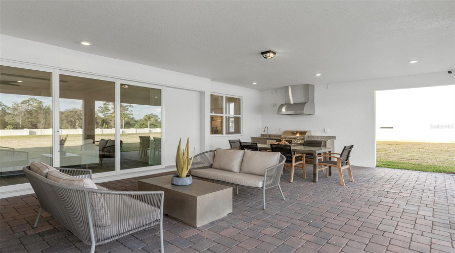 Model Home Design Only. Pictures and furnishings are for illustrative purposes only. Elevations, colors and options may vary. Furniture is for model home staging only.