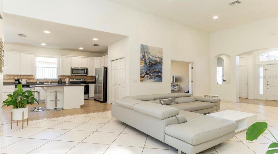 KISSIMMEE, Florida 34746, 4 Bedrooms Bedrooms, ,2 BathroomsBathrooms,Residential,For Sale,BUNKER VIEW,0,MFRO6362653