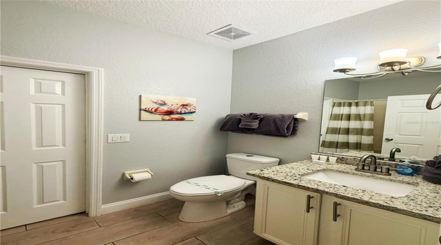 DAVENPORT, Florida 33897, 4 Bedrooms Bedrooms, ,3 BathroomsBathrooms,Residential,For Sale,LA MIRAGE,0,MFRO6362515