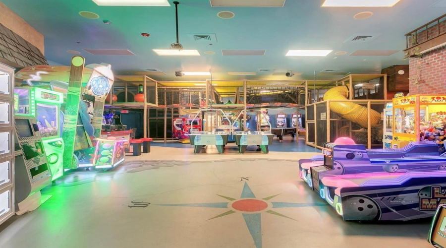 DAVENPORT, Florida 33897, 4 Bedrooms Bedrooms, ,3 BathroomsBathrooms,Residential,For Sale,LA MIRAGE,0,MFRO6362515