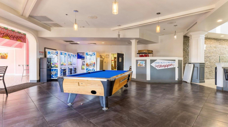 DAVENPORT, Florida 33897, 4 Bedrooms Bedrooms, ,3 BathroomsBathrooms,Residential,For Sale,LA MIRAGE,0,MFRO6362515