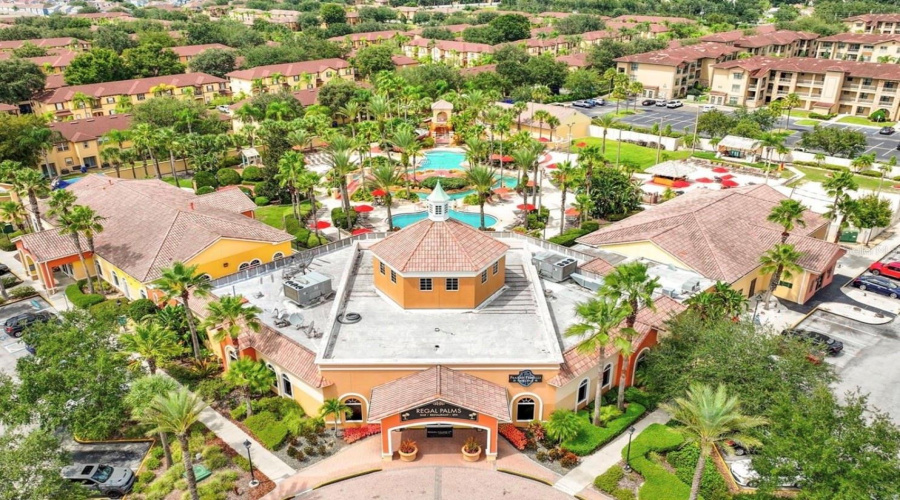 DAVENPORT, Florida 33897, 4 Bedrooms Bedrooms, ,3 BathroomsBathrooms,Residential,For Sale,LA MIRAGE,0,MFRO6362515