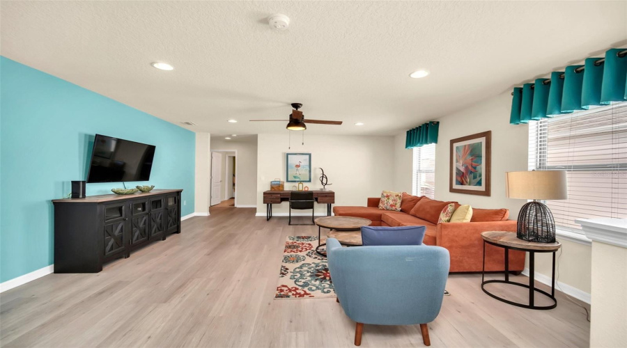 KISSIMMEE, Florida 34747, 7 Bedrooms Bedrooms, ,5 BathroomsBathrooms,Residential,For Sale,ZURICH,0,MFRO6326329