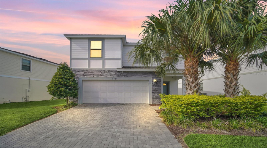 KISSIMMEE, Florida 34747, 7 Bedrooms Bedrooms, ,5 BathroomsBathrooms,Residential,For Sale,ZURICH,0,MFRO6326329