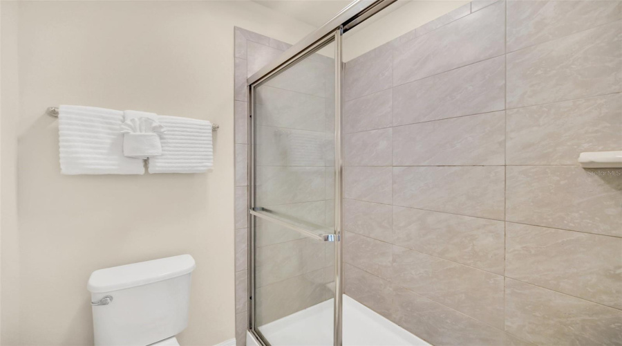 KISSIMMEE, Florida 34747, 7 Bedrooms Bedrooms, ,5 BathroomsBathrooms,Residential,For Sale,ZURICH,0,MFRO6326329