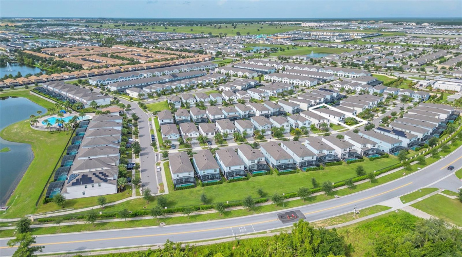 KISSIMMEE, Florida 34747, 7 Bedrooms Bedrooms, ,5 BathroomsBathrooms,Residential,For Sale,ZURICH,0,MFRO6326329