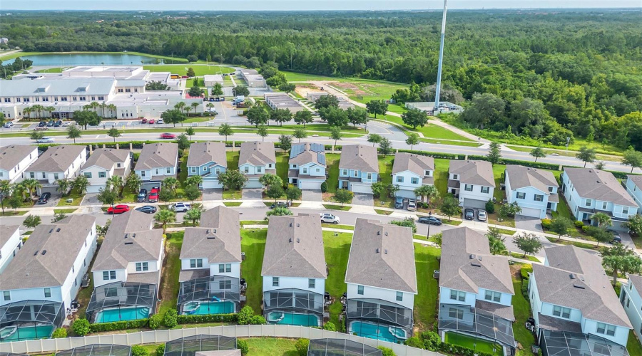 KISSIMMEE, Florida 34747, 7 Bedrooms Bedrooms, ,5 BathroomsBathrooms,Residential,For Sale,ZURICH,0,MFRO6326329