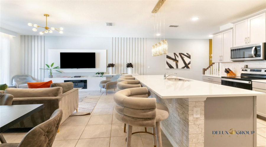 KISSIMMEE, Florida 34747, 5 Bedrooms Bedrooms, ,4 BathroomsBathrooms,Residential,For Sale,TROPICAL PALMS,0,MFRO6362006